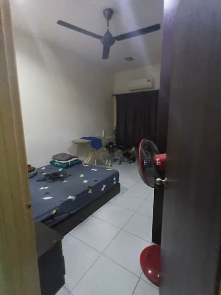 2-storey Terraced House for Rent in Taman Sutera (Kajang) - Alvin Lee - Bedroom - PropertyGuru.com.my