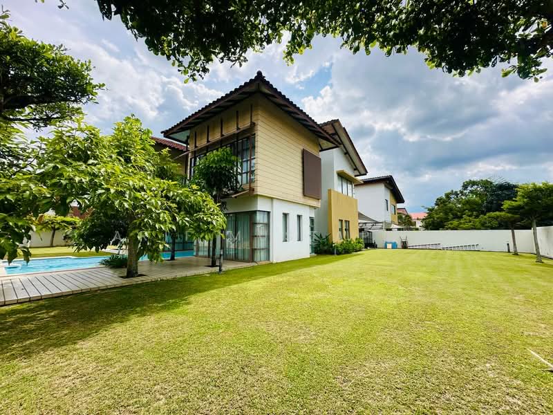 Bungalow for Sale in Bandar Seri Putra (Bangi) - Arif Mustapha - Exterior - PropertyGuru.com.my
