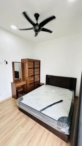 Servis Apartment untuk Disewa di Midas @ Seri Alam - Hong Charng Lee - Bedroom - PropertyGuru.com.my