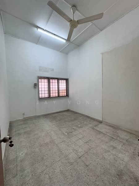 Rumah Teres 1.5 Tingkat untuk Dijual di Kepong Baru (Kepong) - Jay Yong - PropertyGuru.com.my