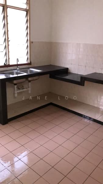 Pangsapuri untuk Disewa di Sri Awana Townhouse - Jane Loo - PropertyGuru.com.my