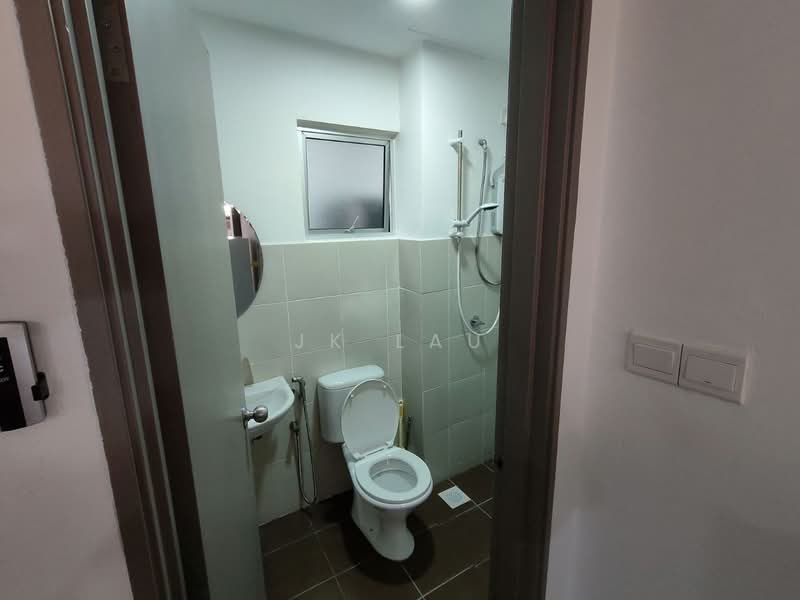 2-storey Terraced House for Sale in Bandar Kinrara Seksyen 1 (Bandar Kinrara) - JK Lau - Bathroom - PropertyGuru.com.my