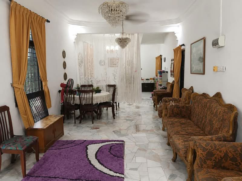 Rumah Teres 1 Tingkat untuk Dijual di Taman Desa Jaya (Johor Bahru) - Sufi Norman - Living Room - PropertyGuru.com.my