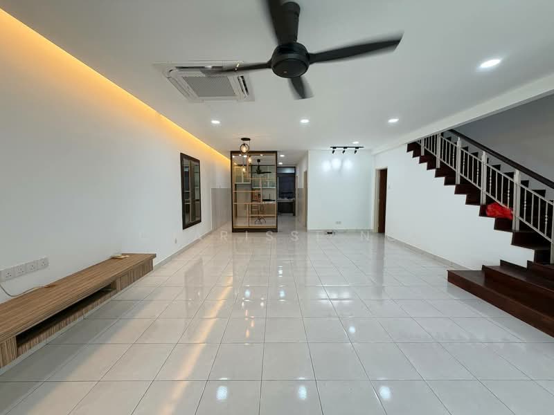 2-storey Terraced House for Rent in Bukit Sungai Long (Bandar Sungai Long) - Charisse Ng - Living Room - PropertyGuru.com.my