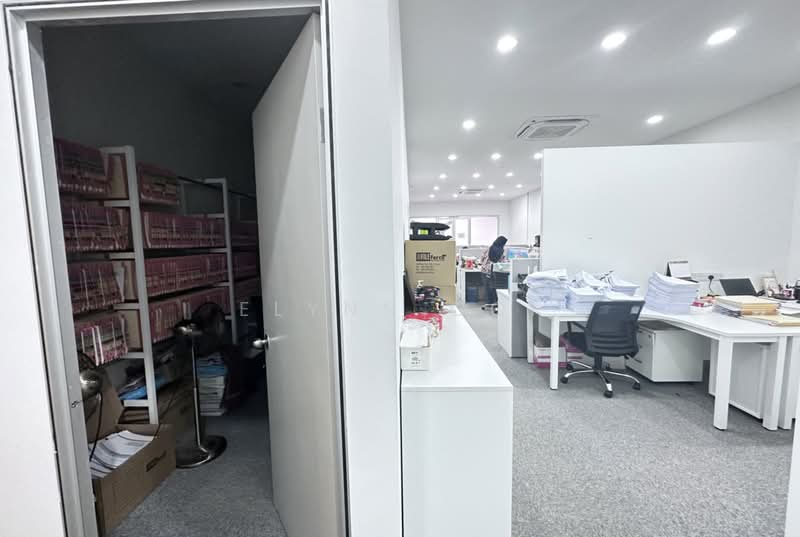 Kedai / Pejabat untuk Dijual di Kuchai Business Park (Kuala Lumpur) - Elynn Ooi - Interior - PropertyGuru.com.my