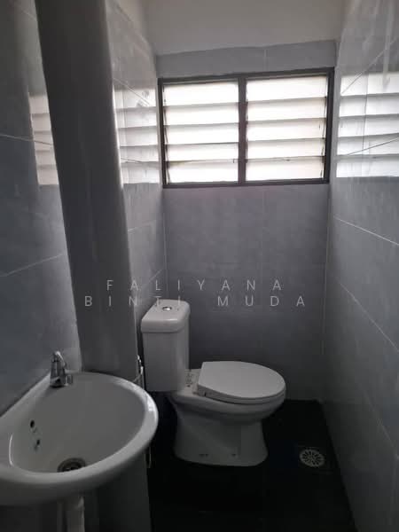 Pangsapuri untuk Dijual di Saujana Ria / Sri Saujana - Faliyana binti Muda - PropertyGuru.com.my