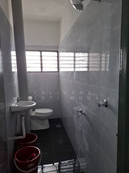 Pangsapuri untuk Dijual di Saujana Ria / Sri Saujana - Faliyana binti Muda - PropertyGuru.com.my