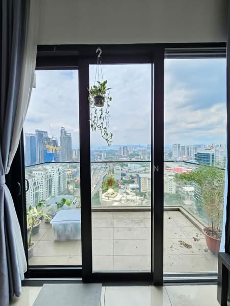 Servis Apartment untuk Dijual di NOVUM - HM Choong - Balcony - PropertyGuru.com.my