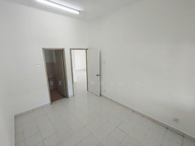 1-storey Terraced House for Sale in Alam Suria (Puncak Alam) - Seri Nordin - PropertyGuru.com.my