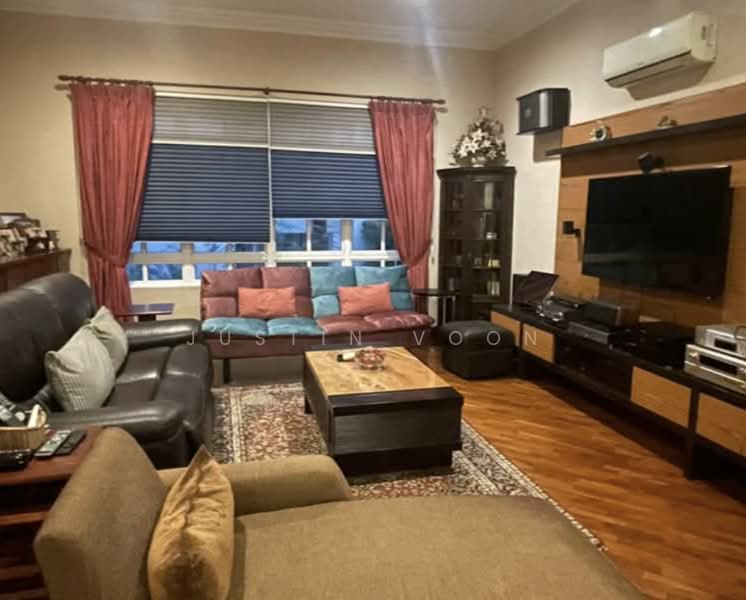 Pangsapuri untuk Dijual di 16 Taman U-Thant - Justin Voon - Living Room - PropertyGuru.com.my