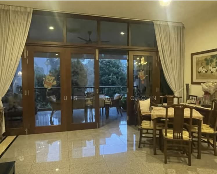 Pangsapuri untuk Dijual di 16 Taman U-Thant - Justin Voon - Living Room - PropertyGuru.com.my