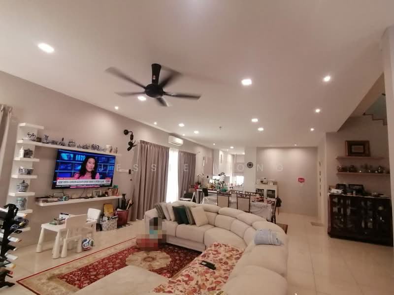 Semi-Detached House for Sale in Rawang (Selangor) - Jessie Wong - Living Room - PropertyGuru.com.my