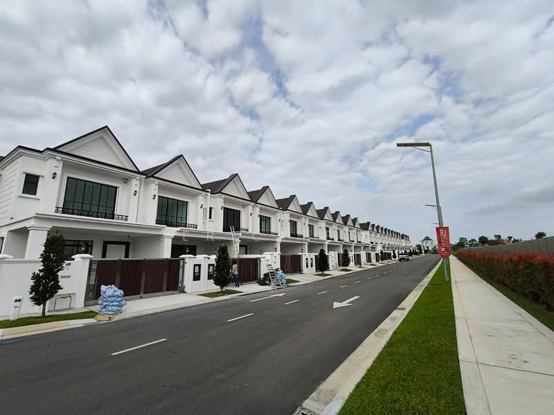 Rumah Teres 2 Tingkat untuk Dijual di Bandar Seri Alam (Masai) - Eric Tee - Exterior - PropertyGuru.com.my