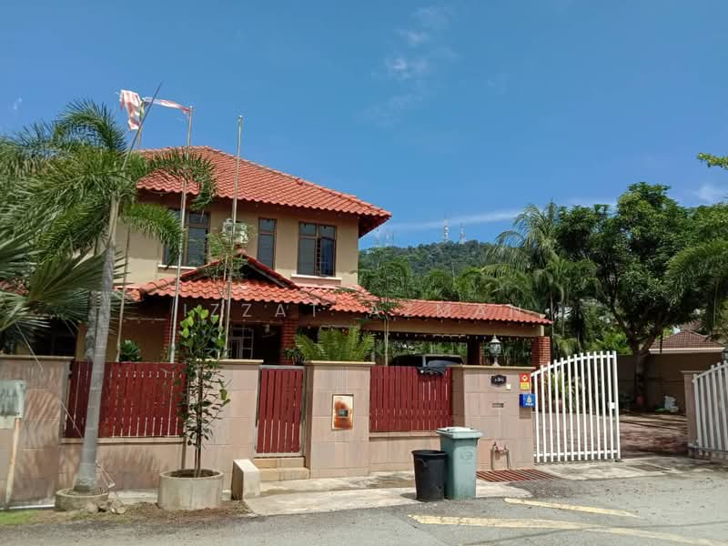 Bungalow for Sale in Tok Sira (Kuantan) - Izzat Azman - Exterior - PropertyGuru.com.my