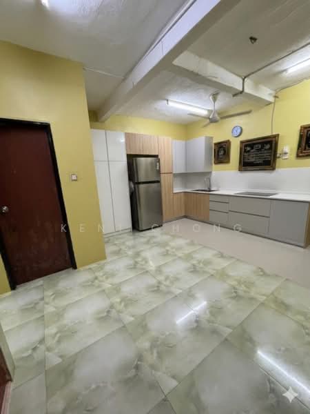 Terraced House for Sale in Batu 9 (Cheras) - Kent Chong - Kitchen - PropertyGuru.com.my