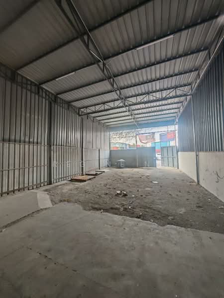 Kilang untuk Disewa di Taman Mount Austin (Tebrau) - Regine Ng - Exterior - PropertyGuru.com.my