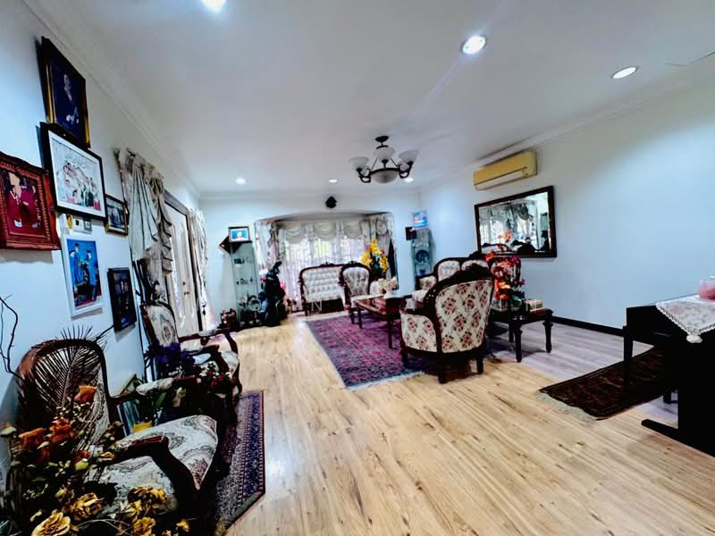 Semi-Detached House for Sale in Ampang (Selangor) - Shiqin Saidin - Living Room - PropertyGuru.com.my