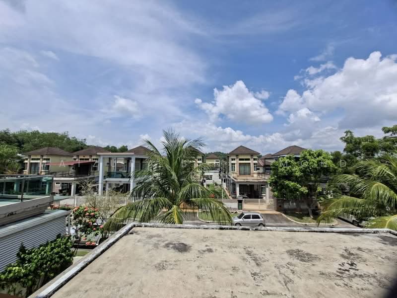 Bungalow House for Sale in Bandar Warisan Puteri (Ampangan) - Maizura binti Mohd Darus - Exterior - PropertyGuru.com.my