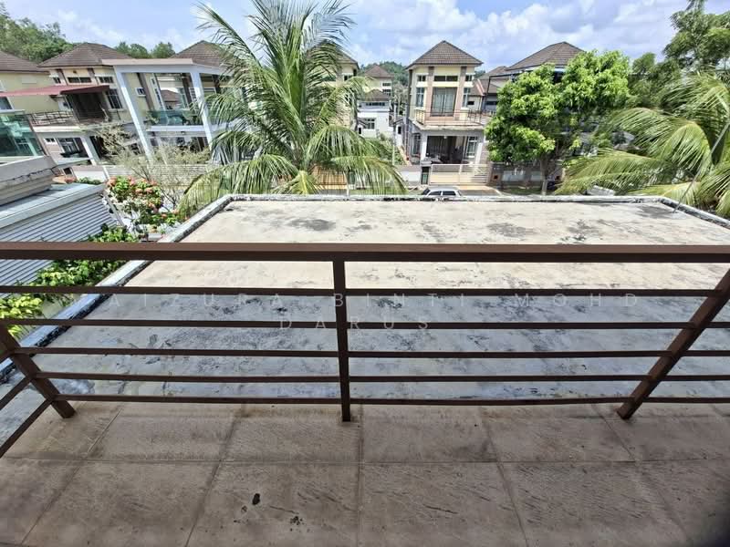 Bungalow House for Sale in Bandar Warisan Puteri (Ampangan) - Maizura binti Mohd Darus - Exterior - PropertyGuru.com.my