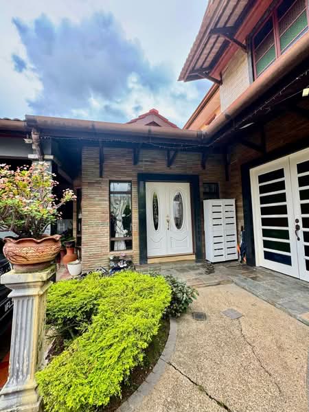 Semi-Detached House for Sale in Ampang (Selangor) - Shiqin Saidin - Exterior - PropertyGuru.com.my