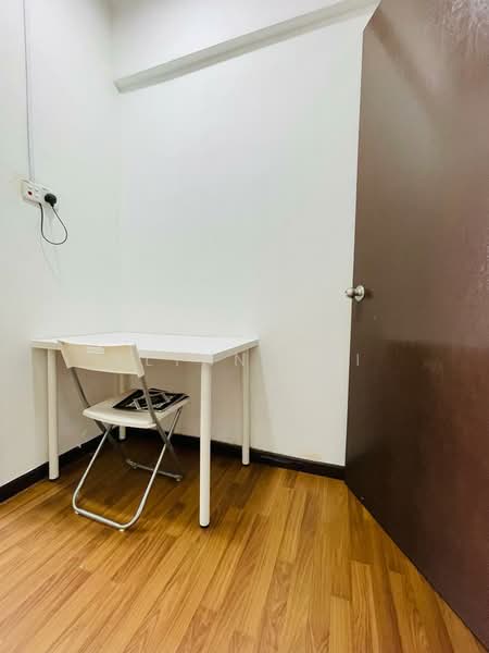 Service Residence for Rent at Saujana Residency - Elynn Ooi - Study - PropertyGuru.com.my