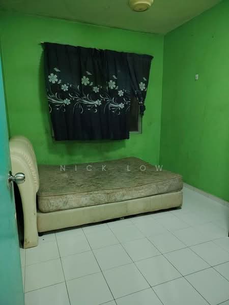 Pangsapuri untuk Disewa di Villa Krystal @ Bandar Selesa Jaya - Nick Low - Bedroom - PropertyGuru.com.my