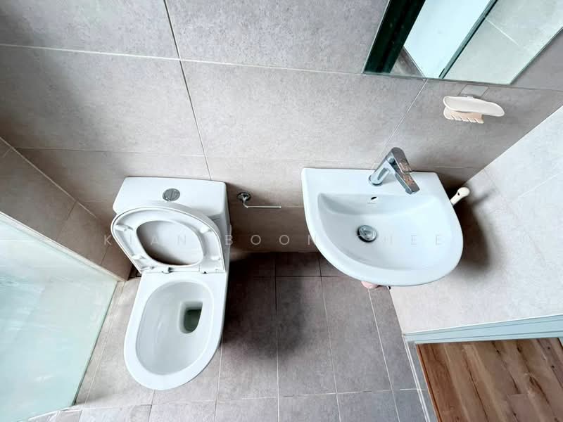 Servis Apartment untuk Disewa di 8th & Stellar - Kian Boon Chee - Bathroom - PropertyGuru.com.my
