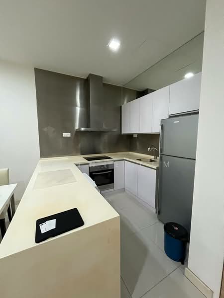 Servis Apartment untuk Disewa di Camellia Serviced Suites - Jennie Lim - Kitchen - PropertyGuru.com.my