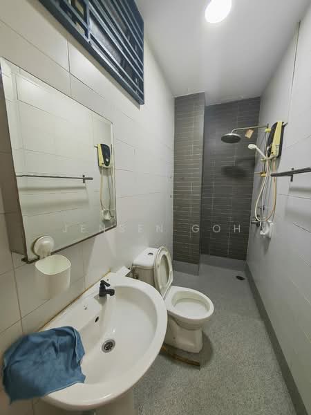 Service Residence for Sale at Palazio - Jensen Goh - Bathroom - PropertyGuru.com.my