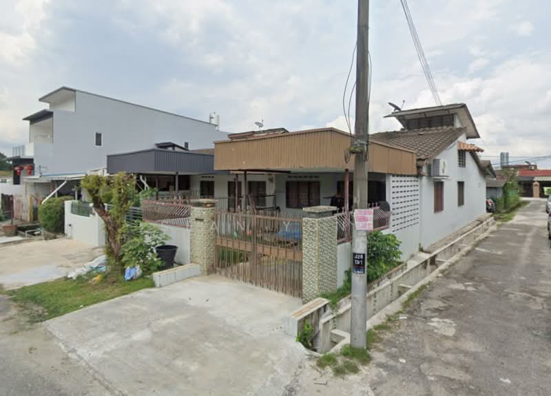 1-storey Terraced House for Rent in Taman Desa Jaya (Kepong) - Sean Yong - Exterior - PropertyGuru.com.my