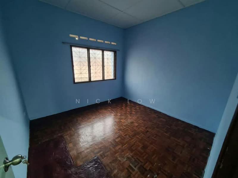 2-storey Terraced House for Rent in Taman Johor Jaya (Johor Bahru) - Nick Low - Interior - PropertyGuru.com.my