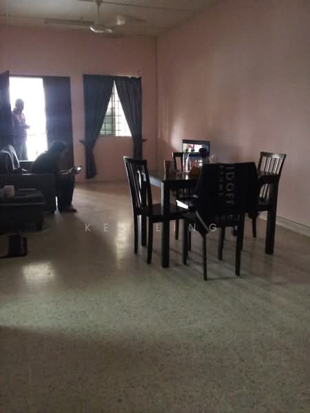 Rumah Teres 1 Tingkat untuk Disewa di SS3 (Petaling Jaya) - Key Ling - Living Room - PropertyGuru.com.my