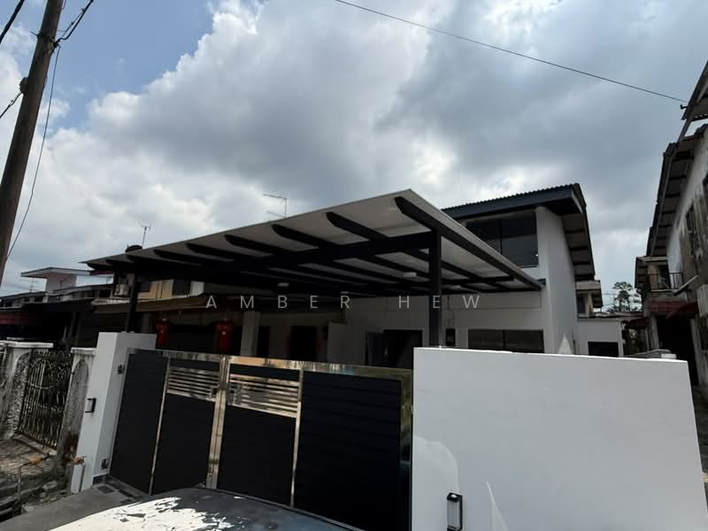 Rumah Teres 2 Tingkat untuk Dijual di Taman Plentong Baru (Masai) - Amber Hew - Exterior - PropertyGuru.com.my