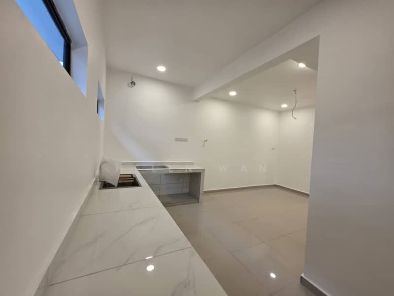 Rumah Teres untuk Dijual di Bandar Puteri Klang (Klang) - Helen Wan - Kitchen - PropertyGuru.com.my