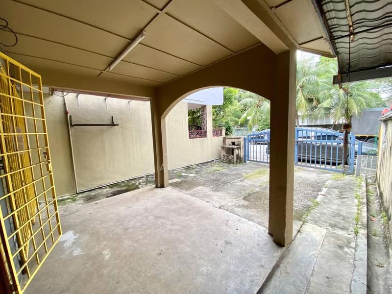 Rumah Teres 2 Tingkat untuk Dijual di Taman Puchong Perdana (Puchong) - Izzati Mat - Exterior - PropertyGuru.com.my