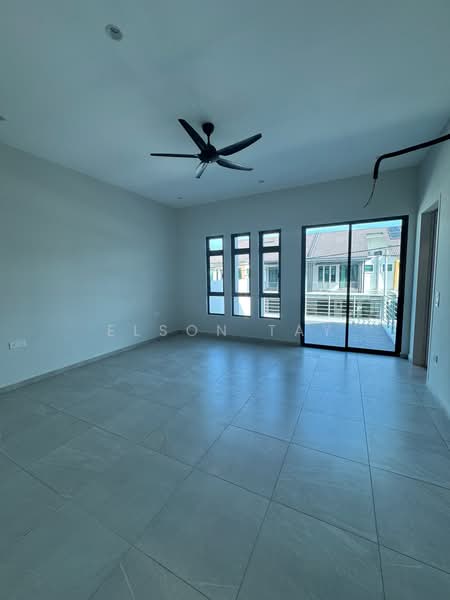 2-storey Terraced House for Rent in Ayer Keroh (Melaka) - Elson Tay - Living Room - PropertyGuru.com.my