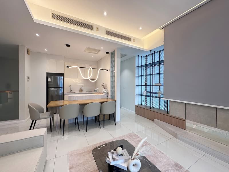 Servis Apartment untuk Dijual di Tribeca - Tarsha Lim - Living Room - PropertyGuru.com.my