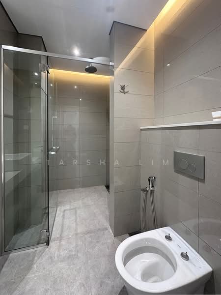 Servis Apartment untuk Dijual di Tribeca - Tarsha Lim - Bathroom - PropertyGuru.com.my