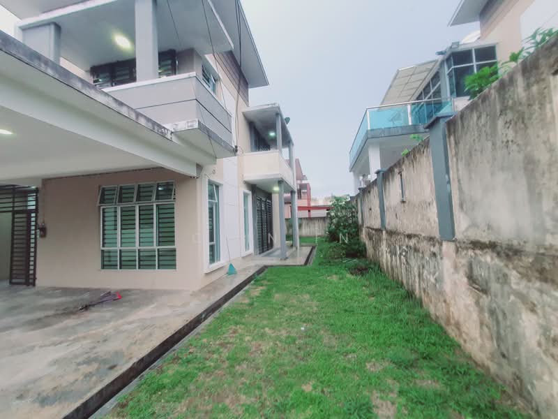 Semi-Detached House for Sale in Alor Gajah (Melaka) - CHIN FN - Exterior - PropertyGuru.com.my