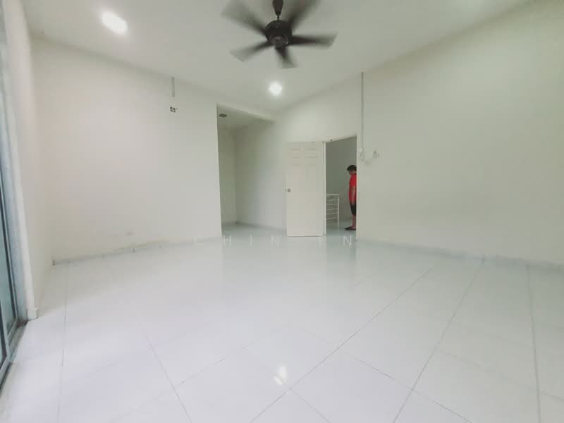 Semi-Detached House for Sale in Alor Gajah (Melaka) - CHIN FN - Living Room - PropertyGuru.com.my