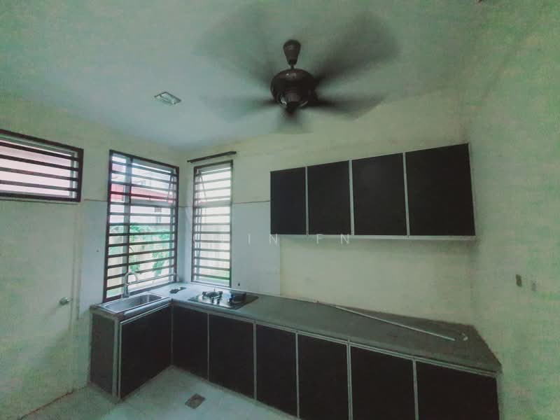 Semi-Detached House for Sale in Alor Gajah (Melaka) - CHIN FN - Kitchen - PropertyGuru.com.my