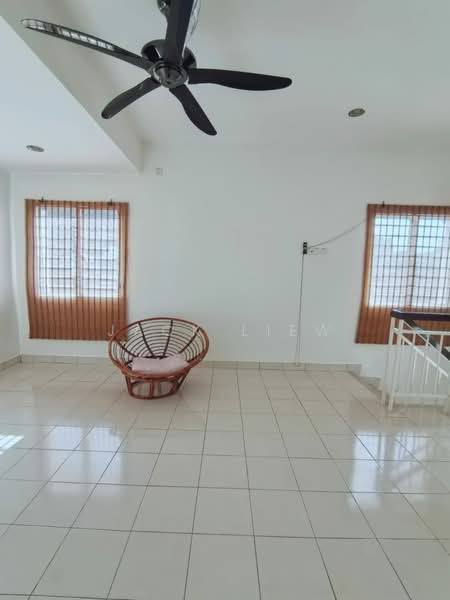 Rumah Teres 3 Tingkat untuk Disewa di Gombak (Selangor) - Jack Liew - Living Room - PropertyGuru.com.my
