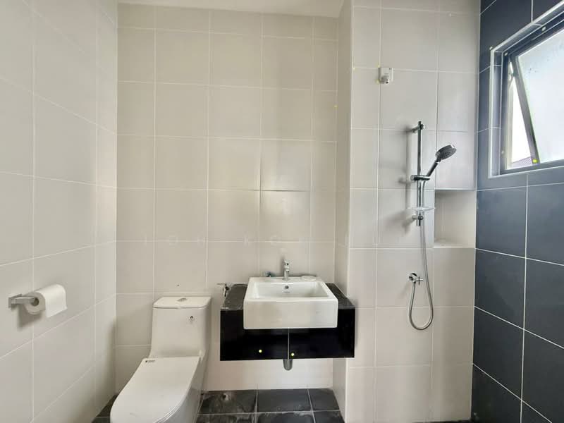 Cluster House for Sale in Eco Botanic (Iskandar Puteri (Nusajaya)) - Loh Kok Hui - Bathroom - PropertyGuru.com.my