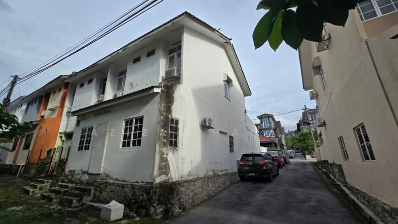 2.5-storey Terraced House for Sale in Bukit Antarabangsa (Ulu Kelang) - Azizah Hasan - PropertyGuru.com.my