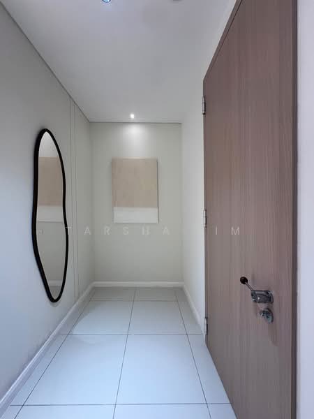 Servis Apartment untuk Dijual di Tribeca - Tarsha Lim - Entrance - PropertyGuru.com.my
