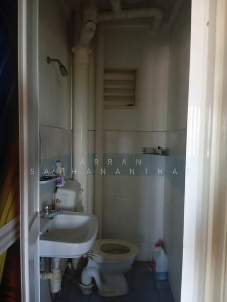 Apartment for Sale at Desaminium Rimba - Arran Sathananthar - Bathroom - PropertyGuru.com.my