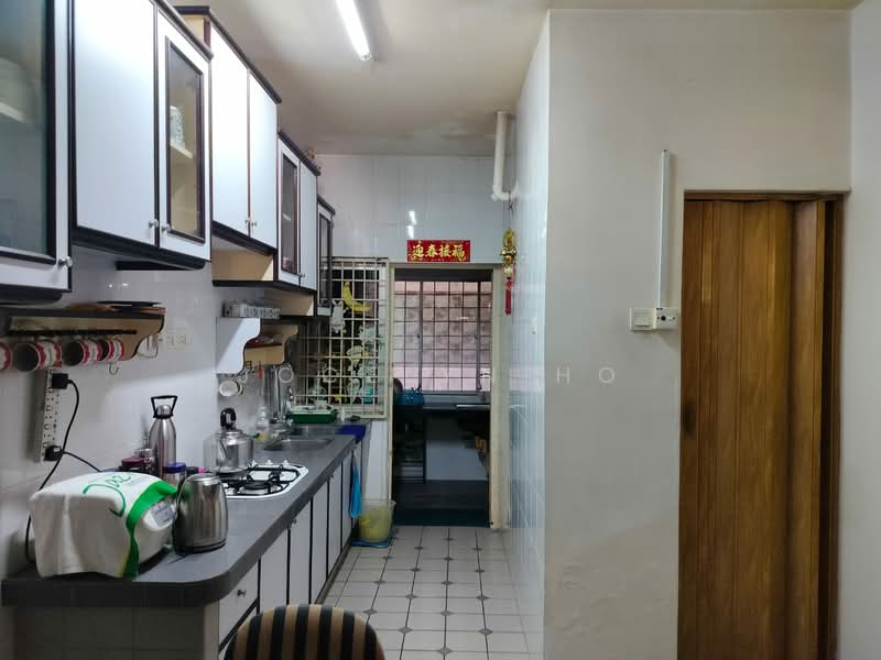 Apartment for Sale at Taman Lembah Maju - Jocelyn Ho - Kitchen - PropertyGuru.com.my
