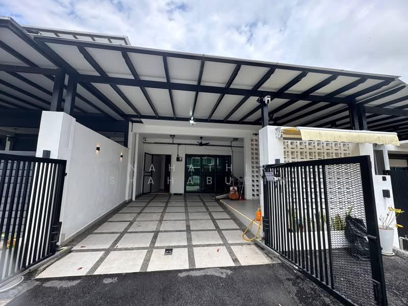 2-storey Terraced House for Sale in Bukit Rahman Putra (Sungai Buloh) - Nahathir Shahabudin - Exterior - PropertyGuru.com.my