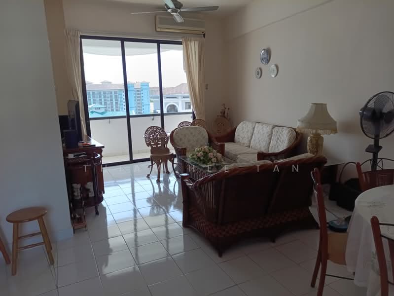 Condominium for Sale at Marina Crescent - Thiam Hee Tan - Living Room - PropertyGuru.com.my