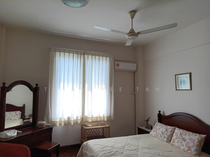 Condominium for Sale at Marina Crescent - Thiam Hee Tan - Bedroom - PropertyGuru.com.my